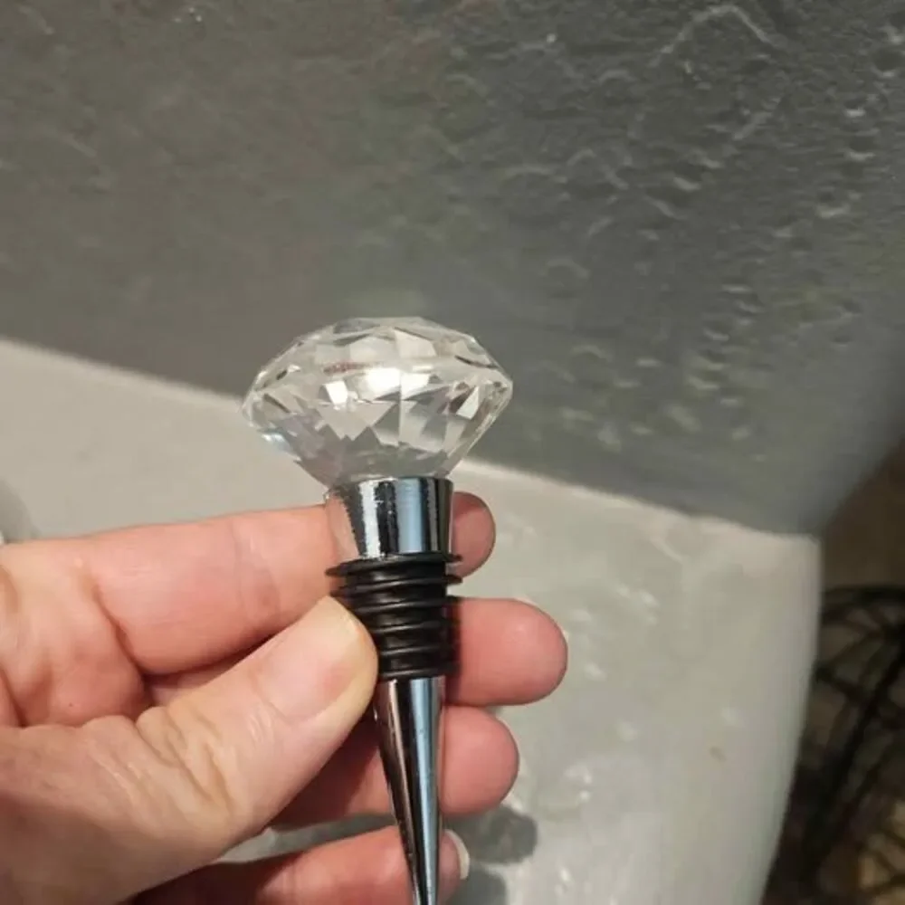 Crystal Diamond Wine Stopper